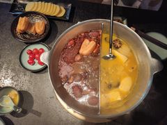 -湊湊火锅·茶憩(新中关购物中心店)
