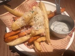-芭莉与彩虹西餐厅(成都合生汇店)