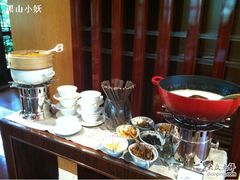 -杭州西子湖四季酒店-WL BISTRO西湖餐厅(灵隐路店)