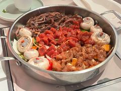 -黄记煌三汁焖锅(新佳丽江汉路店)