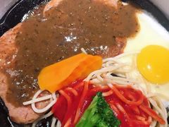 -汤姆家的牛排意面披萨(新城市广场店)