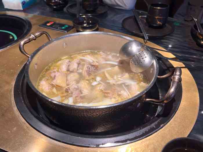 凤园椰珍臻品椰子鸡保利时光里店