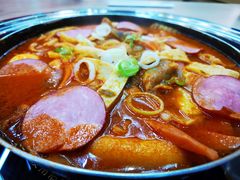 -三清洞摩西韩式年糕火锅(威高广场店)