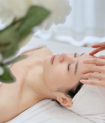 -悦瑢港湾科技美肤芳疗美容