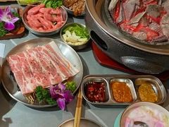 -围炉肉舍•炭烤活鳗•丹东海鲜烤肉(步行街店)