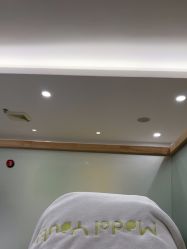 -塑青春&伊肤泉祛痘皮肤管理