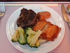 -东莞塘厦三正半山温泉酒店·沙利文西餐厅