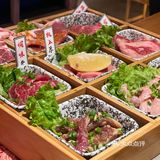 集合集合，吃肉肉……