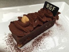 -RGF(巨鹿路店)
