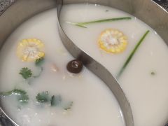 -江小渔鲜鱼火锅(应天西路店)