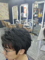 -藤野造型·烫·染发型设计店