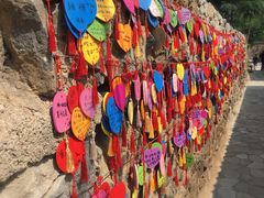 -百里峡七彩艺术小镇