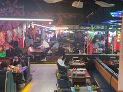 -路边边.炒菜烧烤.音乐餐厅(良乡长虹店)