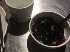 -龙巢盱眙龙虾·牛蛙·烧烤宵夜(八卦岭店)