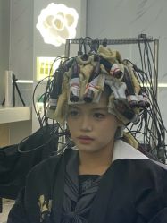 -苏豪路易士·嘉玛发廊