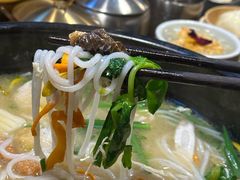 -银米·云南传统过桥米线(双廊黑金冠店)