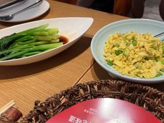 -渝信川菜 · 川味家常菜(财富购物中心店)