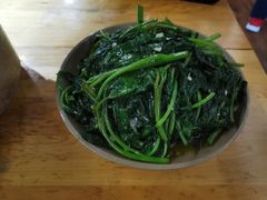 清炒苕尖-灶东家民间菜(回兴店)
