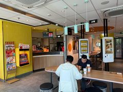 -麦当劳(普陀香溢花城店)