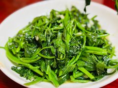 -芦茨金富饭庄·25年老字号·专做稻草鸡