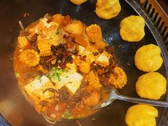 -袁小二大东北铁锅炖(吉祥村总部)