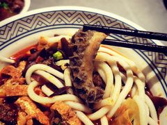 -粉吖吖·邵阳米粉(体育西路店)