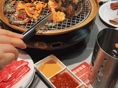 -山焱·炭火自助烤肉(周浦万达店)