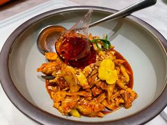敲糖棒棒鸡-辛香汇·现炒川菜(淮海路百盛店)