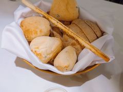 -Erman岩烧牛排(虹桥南丰城店)