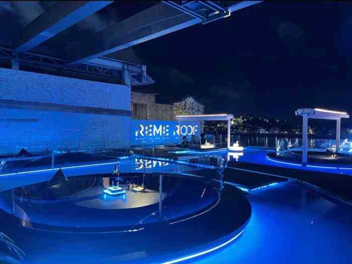 reme roof-"厦门目前环境最好的酒吧,无论是设计还是位.