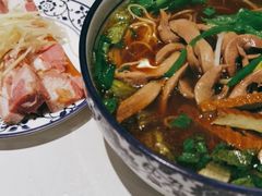 -镇南锅盖面馆(解放路店)