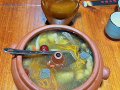 滴水不加汽锅鸡-云隐小厨·传统大理美食(复兴路店)