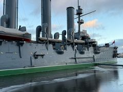 -阿芙乐尔号巡洋舰