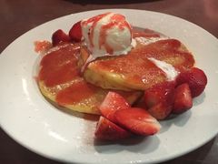 -Pancakes on the rocks(Darling Harbour)