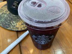 -星巴克(上海虹桥新天地二店)