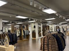 -巴宝莉工厂店/折扣店(工厂店)