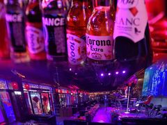 -喜鹊音乐酒馆(西街店)