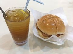 猪扒包-旺角宝港式茶餐厅(寮步店)