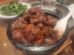 石窝子姜猪手-启香鸡私房菜(湖景店)