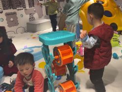 -MINI MARS KIDS CLUB亲子家庭中心(长宁天山店)