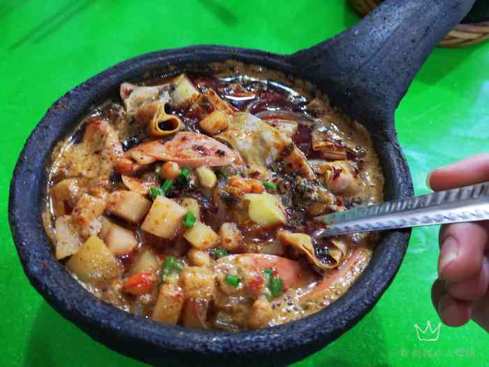 刘姨妈小锅凉粉-"到了安顺就特别想吃小锅凉粉和裹卷,导航找.