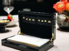 -新荣记(BFC外滩金融中心店)