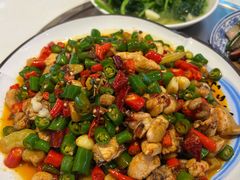 -乡土特色.冷锅鱼.牦牛肉汤锅