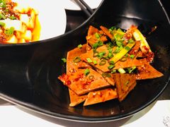 -舌尖上的食缘花园主题餐厅