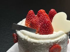 -花花卷卷·鲜食蛋糕(泉屋店)