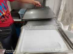 -伦记软滑肠粉