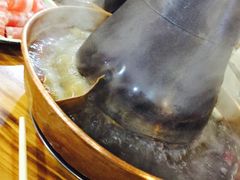 鸳鸯碳锅-东镇老火锅(长春路首店)