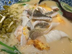-荣家黄鱼面(前滩太古里店)