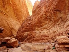 -天山神秘大峡谷