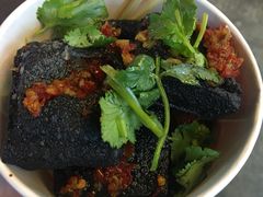 -黑色经典臭豆腐·湖南特产(太平街口店)